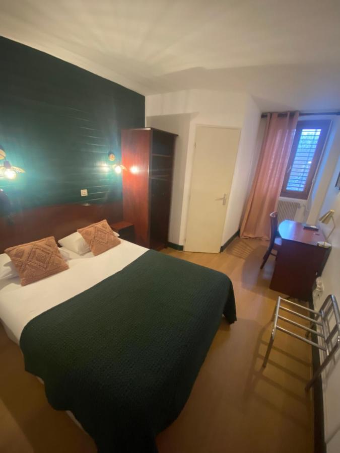 Grand Hotel De La Poste - Lyon Sud - Vienne Luaran gambar
